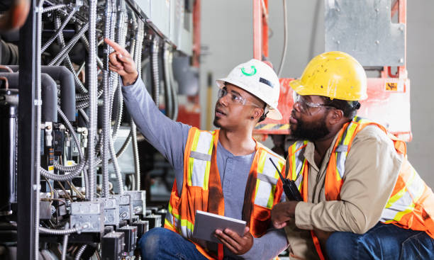Best Affordable Emergency Electrician  in Wekiwa Springs, FL
